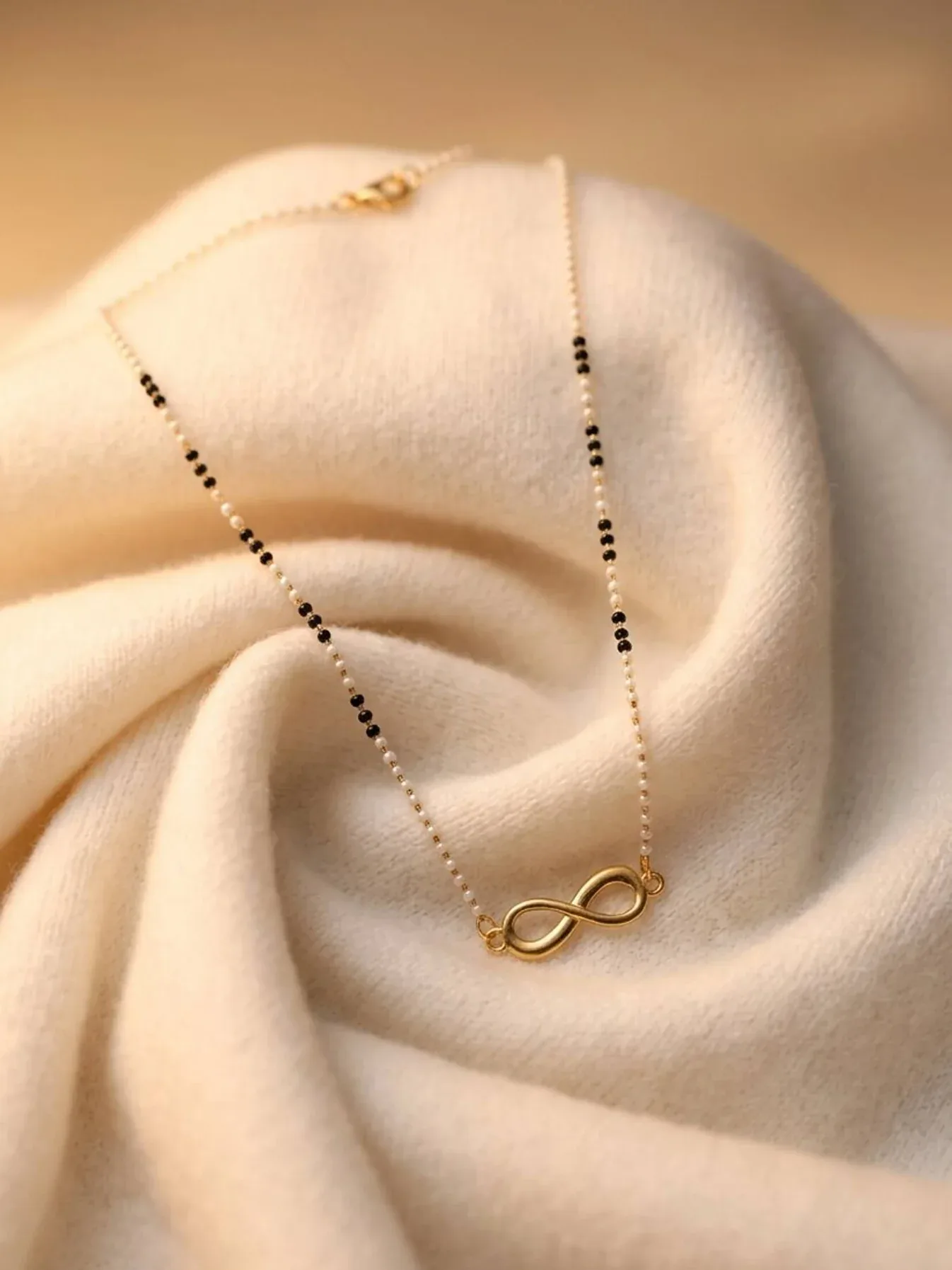 Pari Mangalsutra