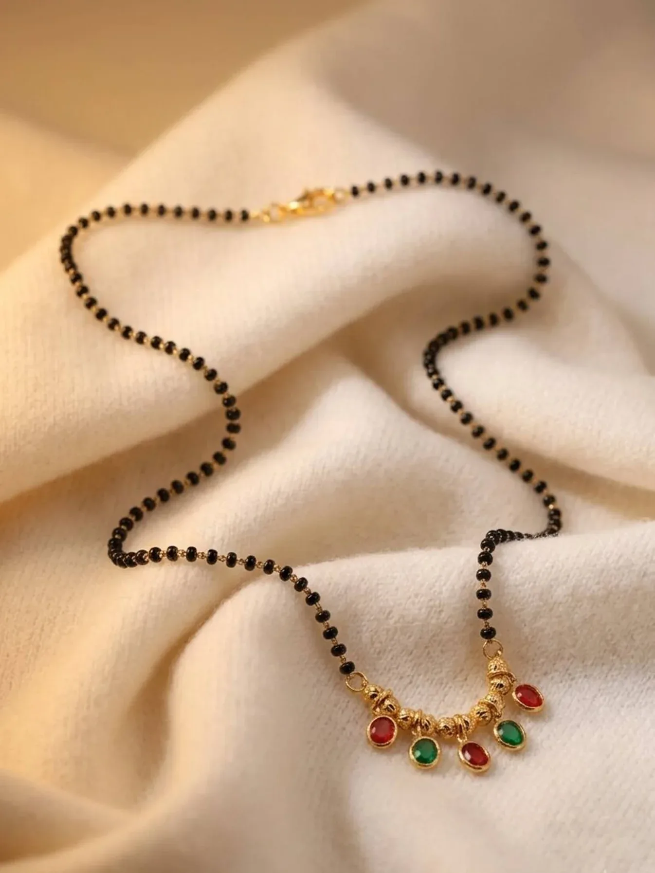 Sia Mangalsutra